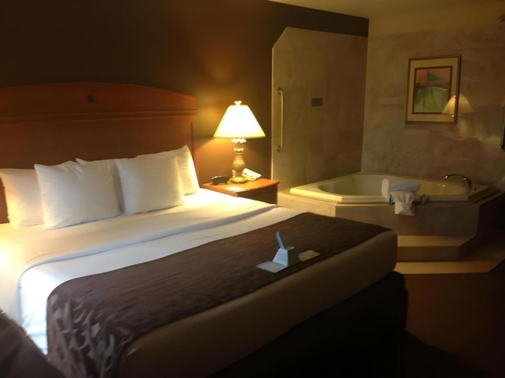 Western Hotel 2*